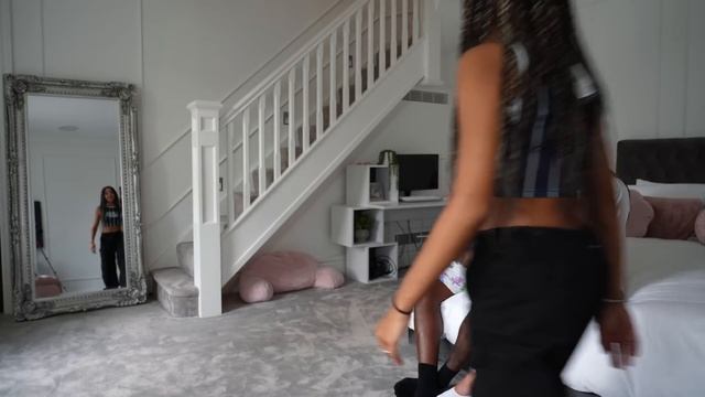 MY PARENTS RATE & REACT To My SUMMER GOING OUT OUTFITS смотреть онлайн