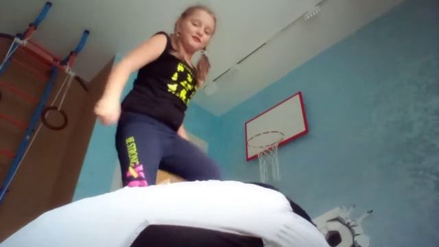 МЕНЯ ЛУПИТ ЖЕНА. Снято скрытой камерой