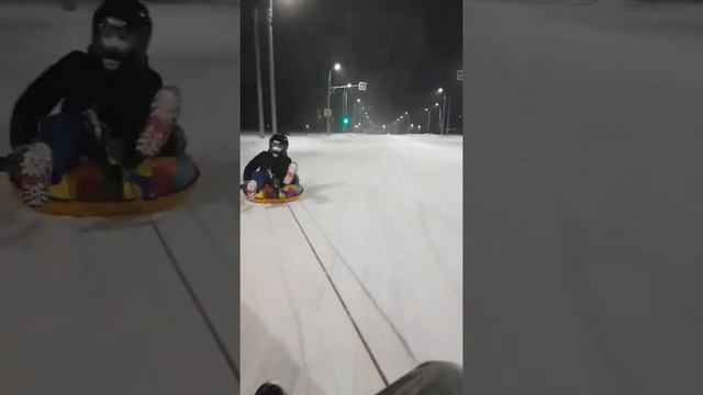 По ночному Курску на ватрушки смотреть онлайн