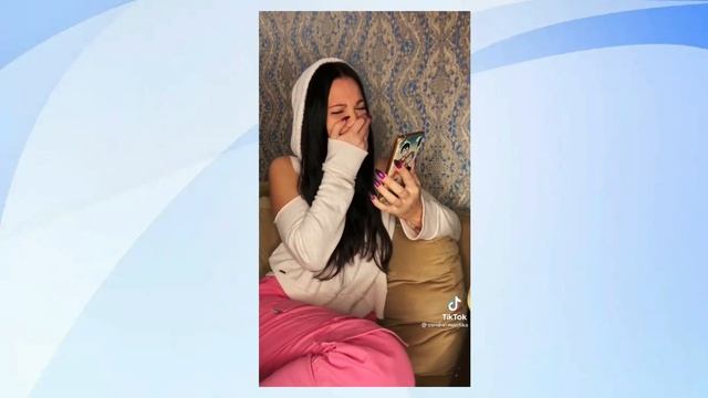 Пранк голосом Алисы. Звонок на авито по объявлению Яндекс колонка Алиса/ Куплю подругу смотреть онлайн