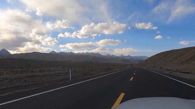 Full Drive from Khunjerab to Tashkurgan (Chinese side of Karakoram Highway) смотреть онлайн