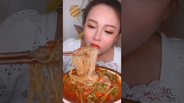 Special Delicious Noodle Soup Eating Show