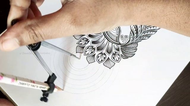Peacock Mandala art|Peacock Pencil drawing|How to draw mandala art easy @VennilaYLCreations смотреть онлайн