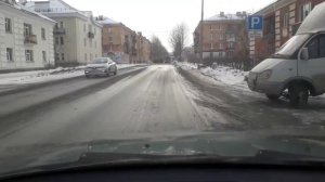 Разворот на перекрёстке.mp4