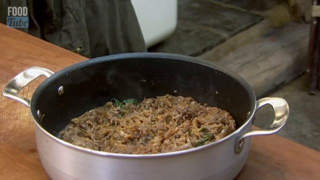The Best English Onion & Leek Soup - Jamie At Home