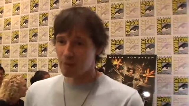 San Diego Comic-Con 2010: Resident Evil: Afterlife смотреть онлайн