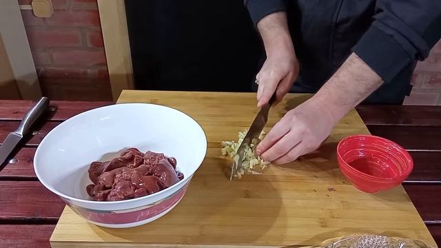 КУРИНОЕ АССОРТИ | ПЕЧЕНЬ СЕРДЕЧКИ И ЖЕЛУДКИ смотреть онлайн