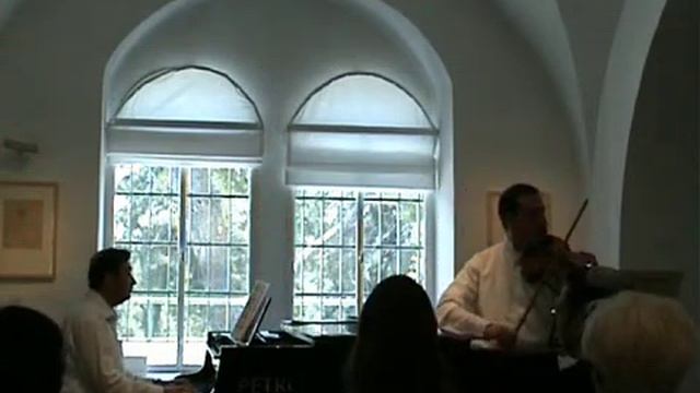 Dima Zukerman, Yuri Landsman: Schubert - Sonatina for violin and piano, A minor Part 1, Allegro смотреть онлайн