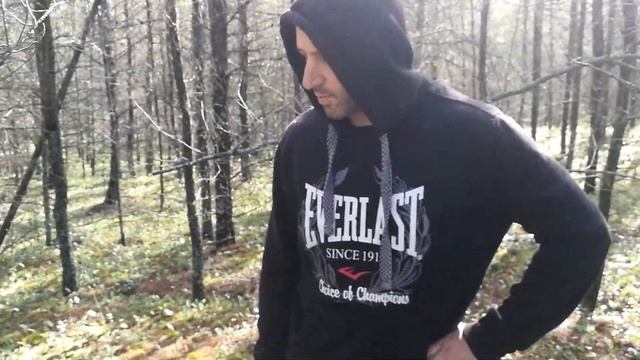 Здесь когда-то росли грибы. Больше их здесь нет. смотреть онлайн