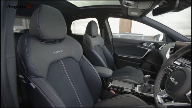 2023 Kia Xceed (Spirit Green) - Exterior, Interior, and Driving смотреть онлайн