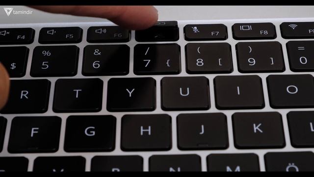 Tüy Gibi Ama Bomba Gibi! - Huawei MateBook X inceleme смотреть онлайн
