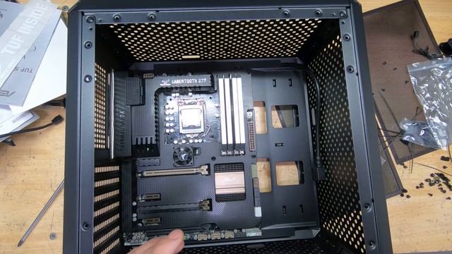 I crammed too much computer into this case!! Cooler Master MasterBox Q500L build guide and review!! смотреть онлайн
