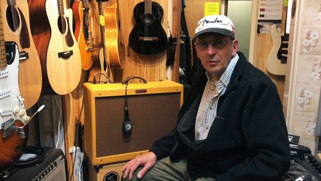 Upgrade on a Stock Fender Deluxe with Creamback and Preamp Mod (before and after) смотреть онлайн