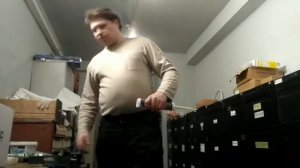 как выдавить силикон без пистолета