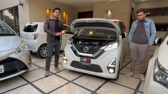 Nissan Dayz Highwaystar S-Hybrid With 15