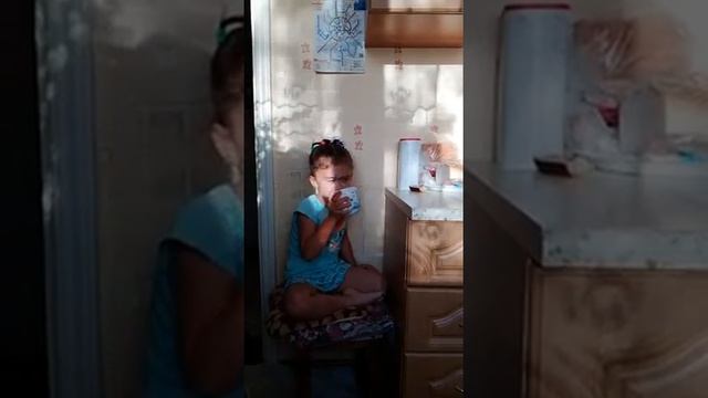 Не хотим чистить уши))) смотреть онлайн