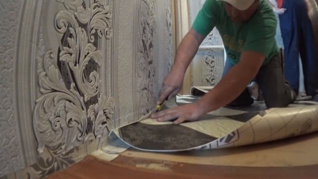 как стелить линолеум в труднодоступных местах... смотреть онлайн