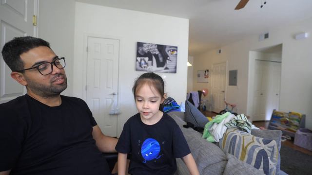 How Many SHARKS Does Luna Know??? смотреть онлайн