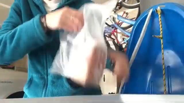 Что в моей морозилке. Делаю зачистку морозилки в гараже. смотреть онлайн