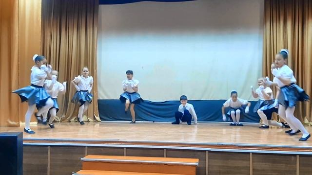 Виктория Омельченко Наш сосед смотреть онлайн