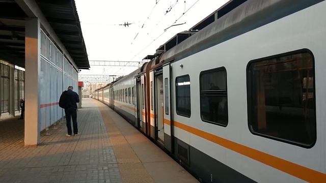 ЭП2Д-0012 ЦППК Перекраска Наше Подмосковье На станции Очаково смотреть онлайн