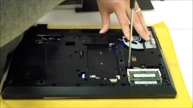 Samsung NP305V5A (305V,300V) AC DC Power Jack Repair смотреть онлайн