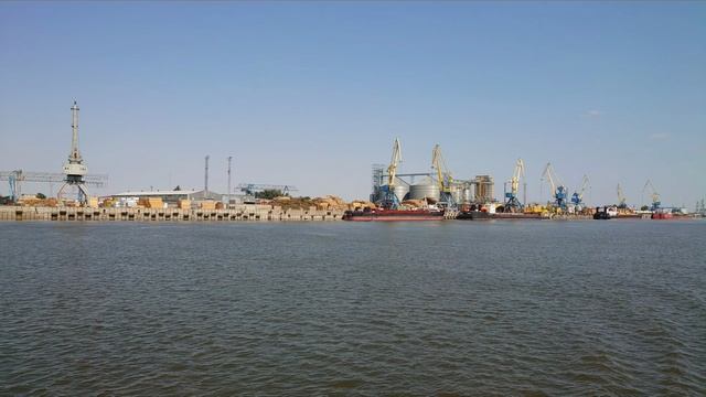 Слайд-шоу моих круизных воспоминаний под песню "Чорнiї брови, карiї очi" смотреть онлайн