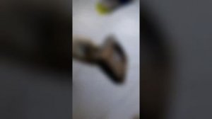 добавляем мебельные блестки в лак