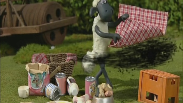 Барашек Шон / Shaun the Sheep: серия 8. Отгоняя пчёл (Buzz Off Bees) смотреть онлайн