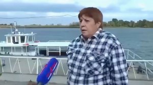 Интервью бабка непонятно говорит