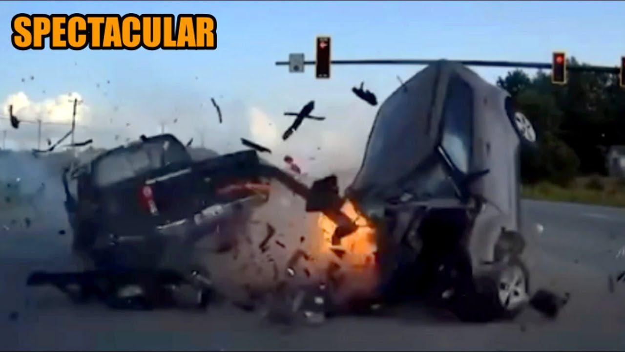 Spectacular crashes July 2024 смотреть онлайн
