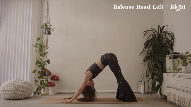 3 minute yoga flow "last time" - little luna смотреть онлайн