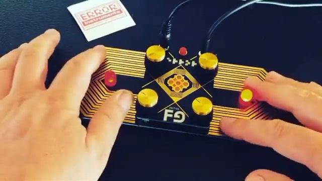 Falling Girl Blind Noise Module by Error Instruments смотреть онлайн