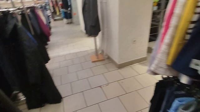 Теплая одежда из Европы, скидка на все 70% секонд-хенд по 120рублей смотреть онлайн