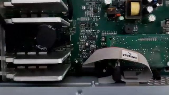 ДБЖ APC Smart-UPS RM 2200VA 2U LCD (SMT2200RMI2U) смотреть онлайн