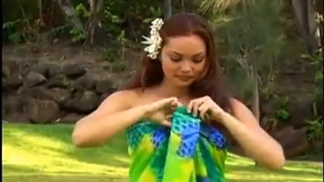 Pareo and Sarong Tying for Women смотреть онлайн