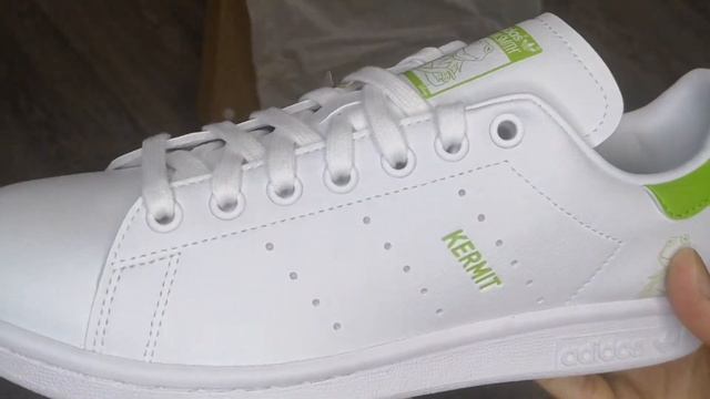 ADIDAS STAN SMITH KERMIT - Unboxing + On Feet / Распаковка + Посадка на ноге смотреть онлайн