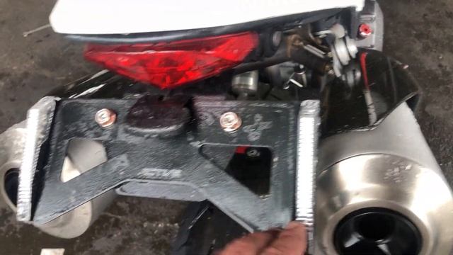 Ducati MONSTER 796 - ZDMM506ABAB038113 смотреть онлайн