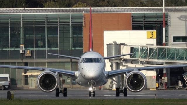 4K ✈ Helvetic Airways Embraer E190-E2 @ Brnik Airport ✈