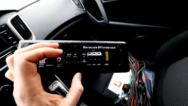 Активный сабвуфер DL Audio barracuda 8A Underseat. Этот малыш может многое смотреть онлайн