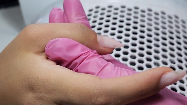 Как получить гладкий поверхность на ногтях _ Nune nail master НА РУССКОМ ♥️ смотреть онлайн