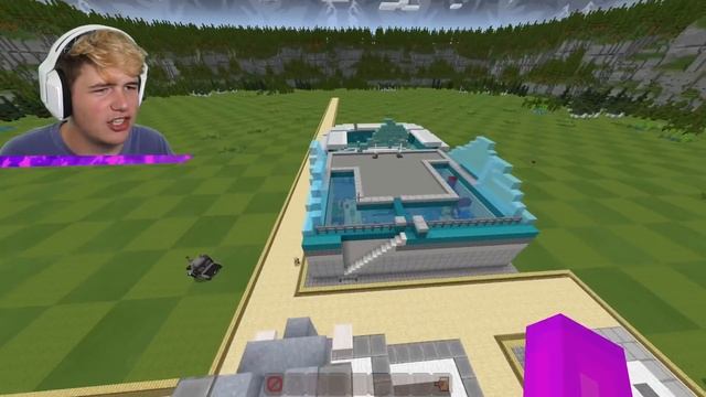 Ik OPEN Mijn EIGEN DIERENTUIN In MINECRAFT! смотреть онлайн