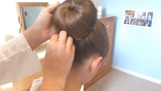 Bun With Donut / Bun Maker by SweetHearts Hair смотреть онлайн