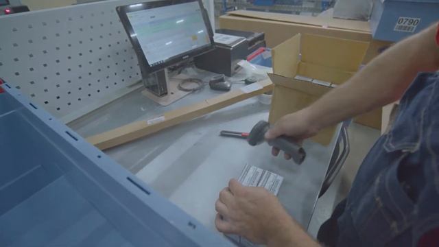 Терминал Urovo U2 и сканер-кольцо R70 в Major City смотреть онлайн