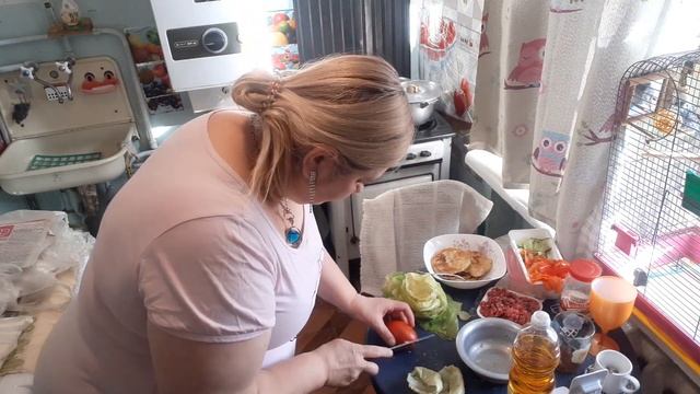 МУКБАНГ MUKBANG ГОЛУБЦЫ С МЯСОМ ВКУСНЯШКИ ГОТОВИМ ВМЕСТЕ НЕЗАТРАТНО смотреть онлайн