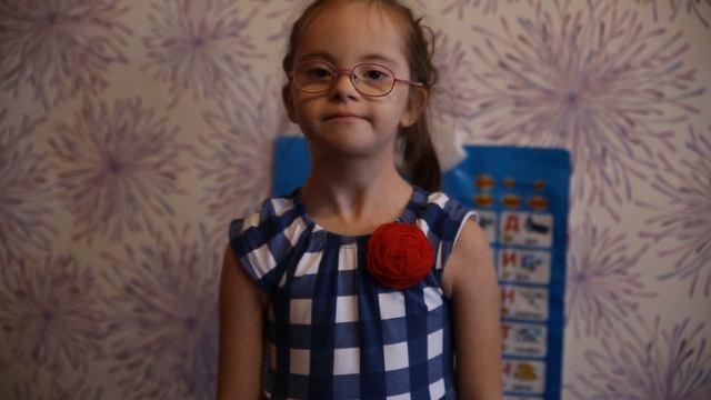 Стих о ПДД. Читает Маша Кислицина. Город Стерлитамак смотреть онлайн