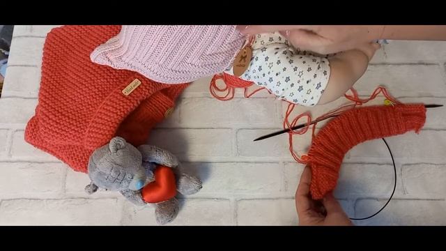 Чепчик Эльфа и пинетки/ детский комбинезон/ вязание для детей смотреть онлайн