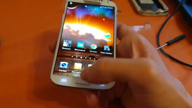 Восстановление расплавленного Samsung galaxy S4 i9505 смотреть онлайн