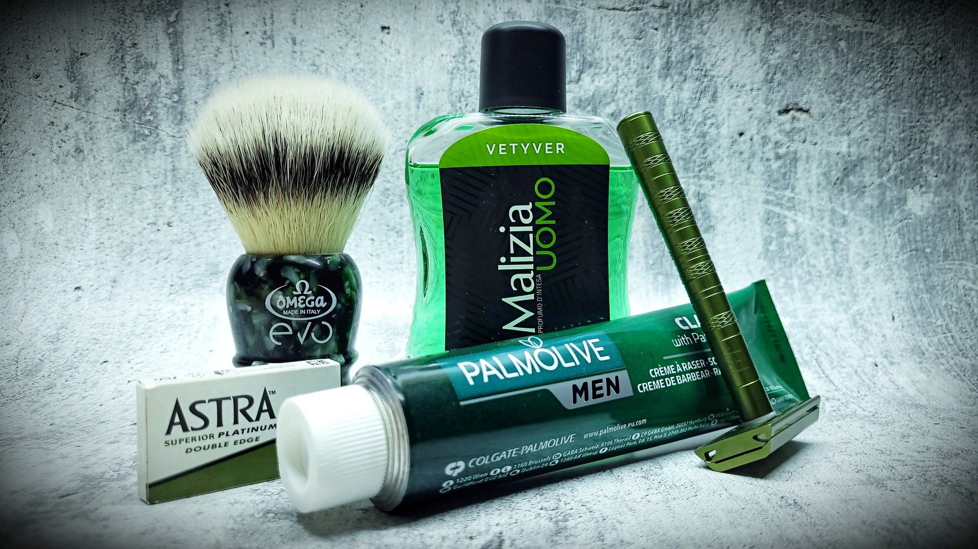 Бритье! Henson Shaving?? Комфортное вхождение во Влажное Классическое Бритьё!?