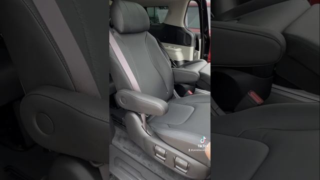 2023 Kia Carnival SX Prestige VIP Seating: upgrade your travel game. Learn to customize your ride! смотреть онлайн